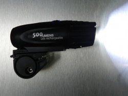 Nu weer binnen: Super LED koplampen voor op fiets en/of helm